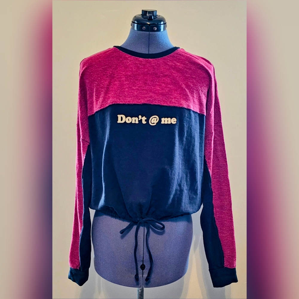 HOT TOPIC "DON'T @ ME" Red & Black Adjustable Crop Sweater